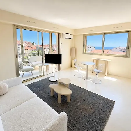 Premium With Panoramic Sea Views Apartmán
