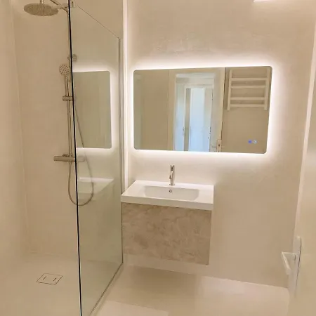 Premium With Panoramic Sea Views Apartmán *